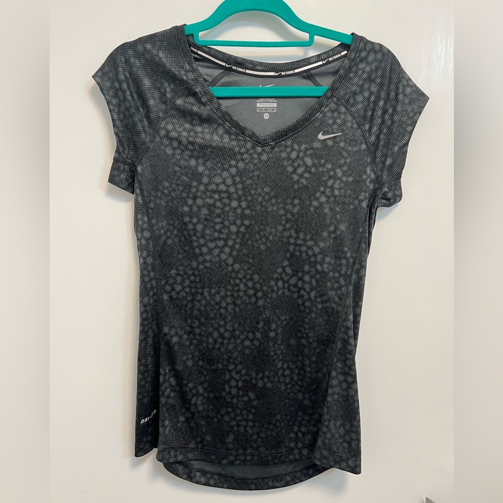 Nike running dry fit tee mind condition size XS